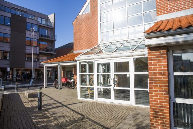 Indgang til KiF Holstebro